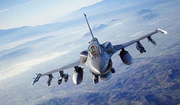 稳拿证券 洛马力推F-16 加强对菲军售技术经济双优势